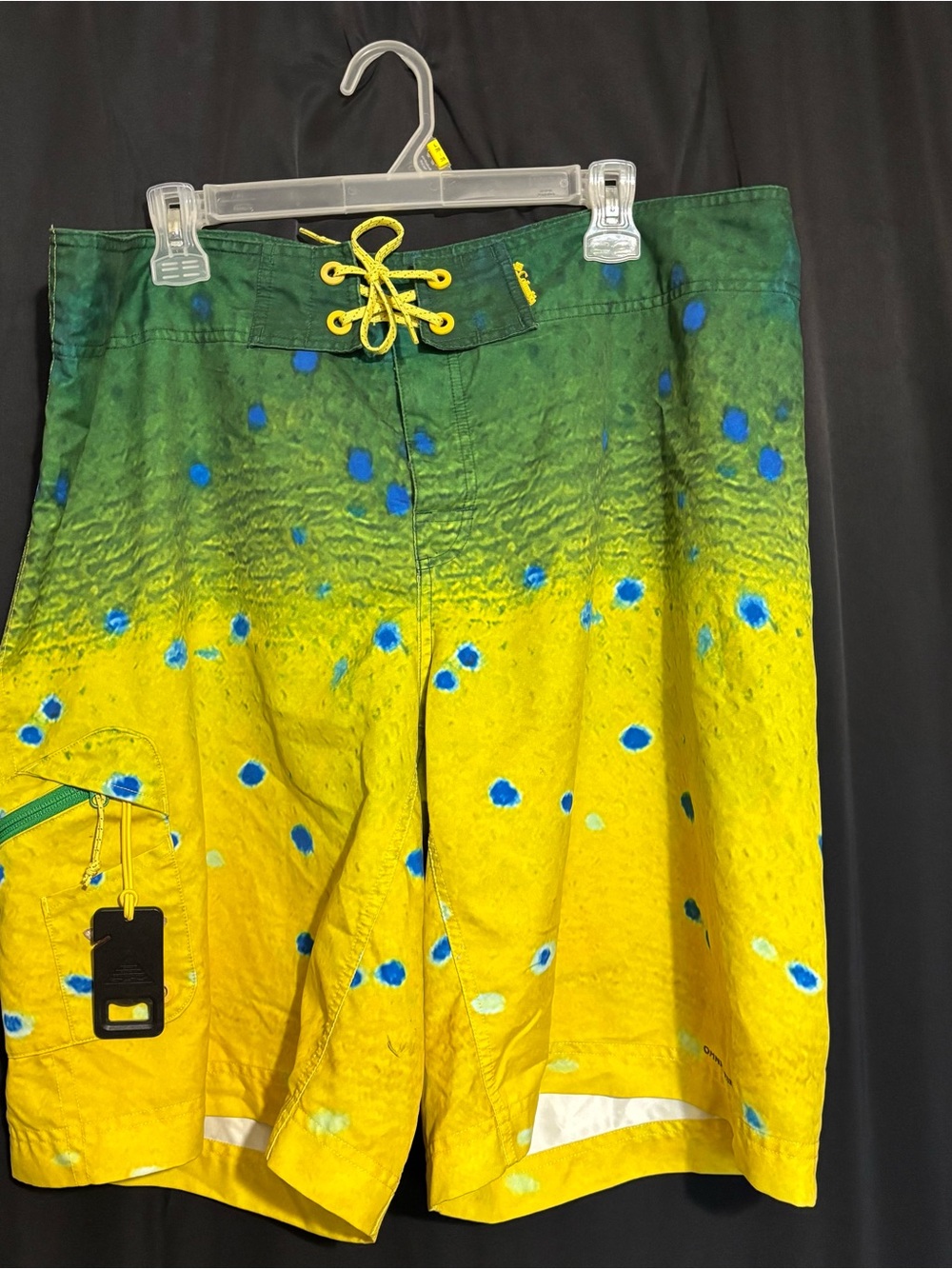 Columbia PFG Offshore Teaser Action Fishing Board Green Yellow Swim Trunks sz 42